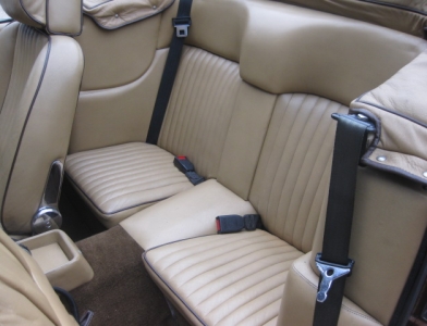 Aston Martin V8 Volante Cabriolet