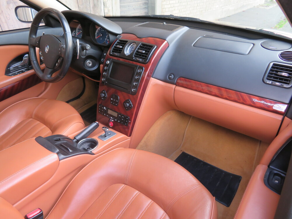 Maserati Quattroporte Limousine