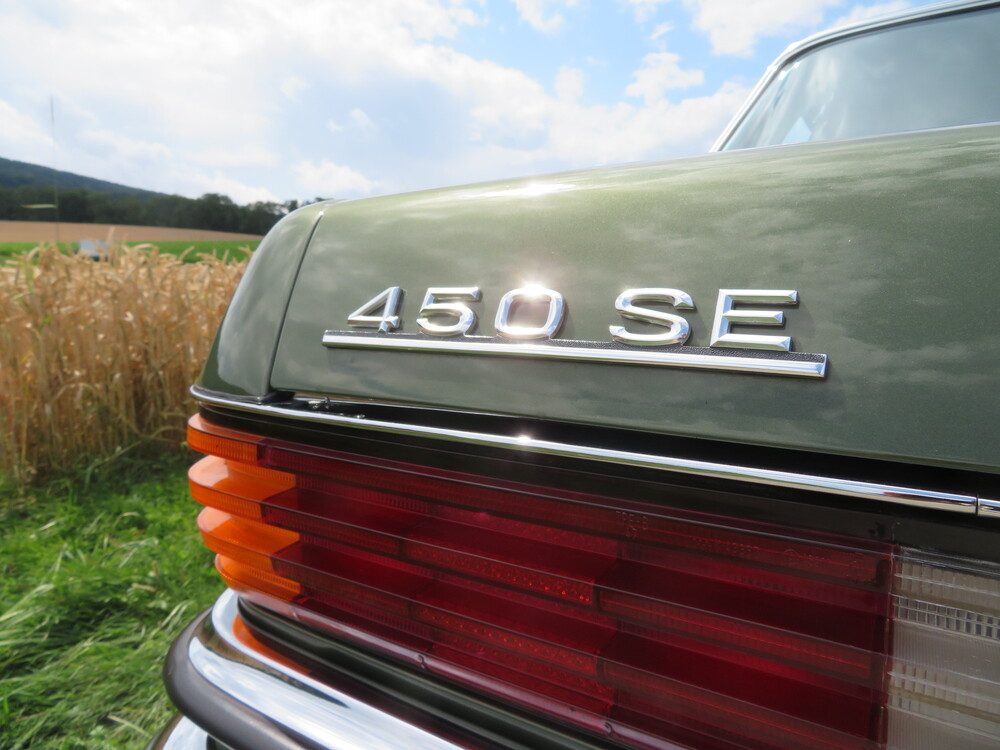 Mercedes-Benz 450 SE Limousine