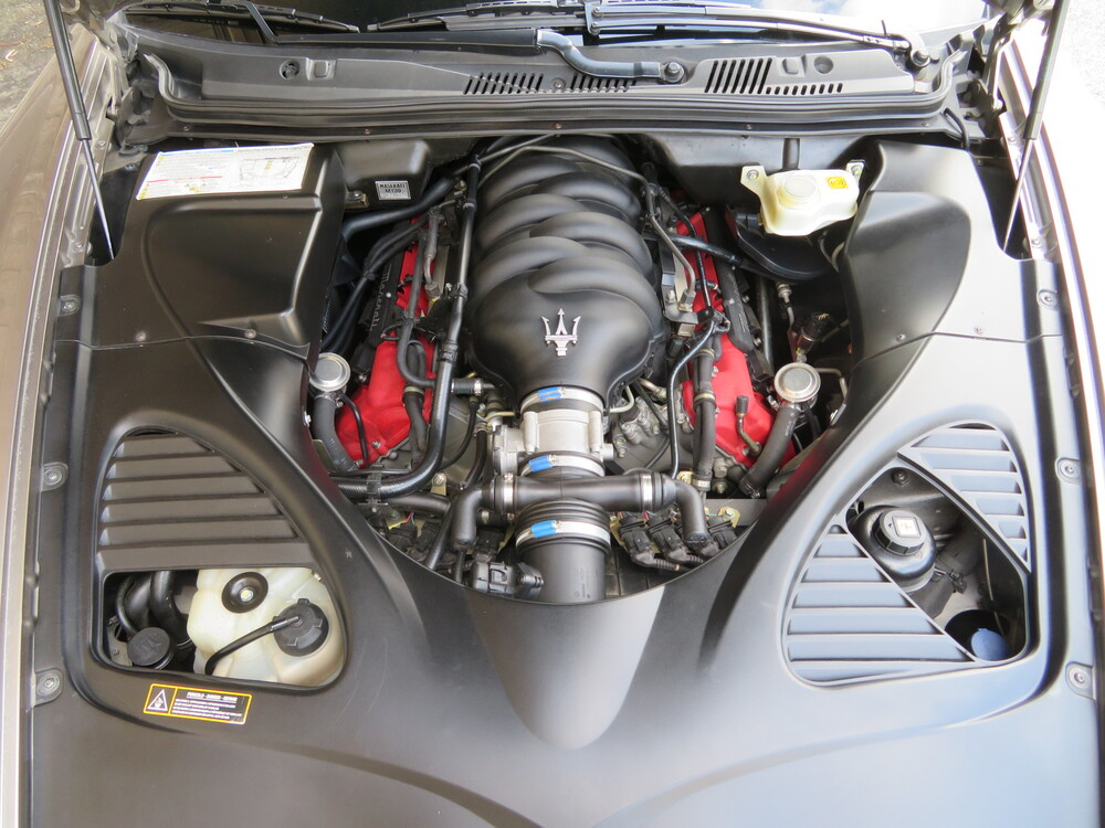 Maserati Quattroporte Limousine