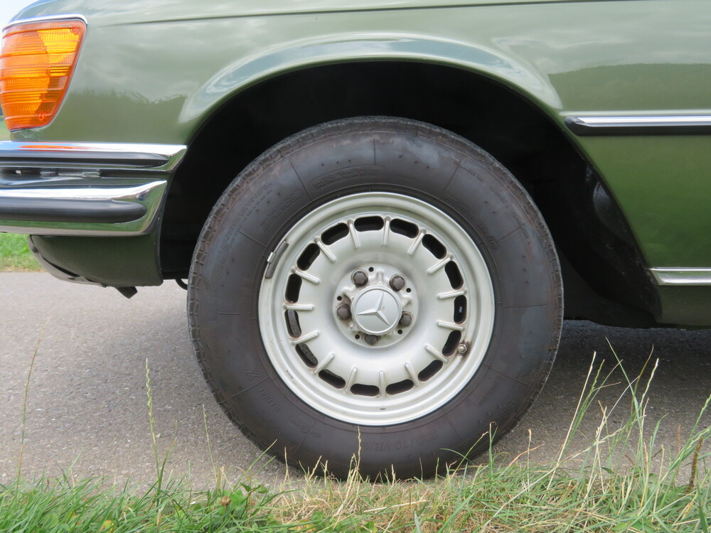 Mercedes-Benz 450 SE Limousine