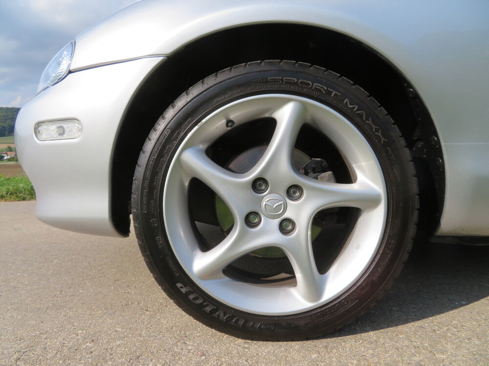 Mazda MX-5 1.6i Cabriolet