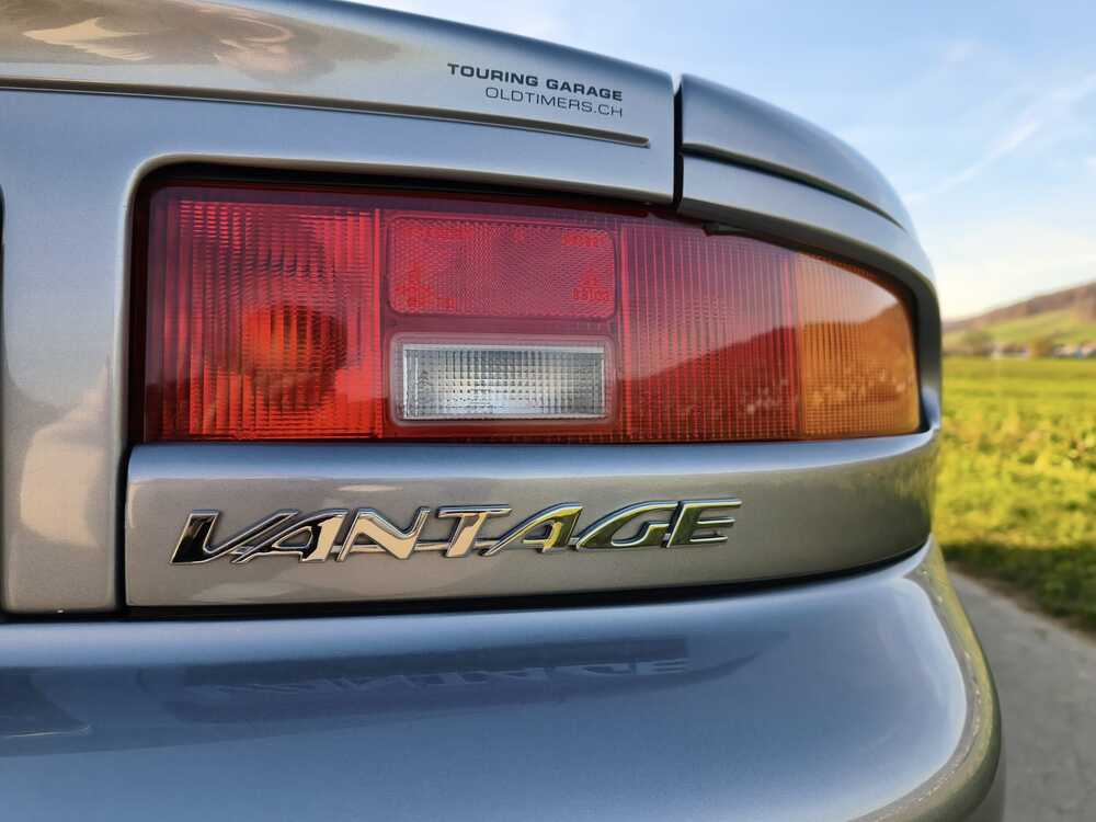 Aston Martin DB7 Vantage Volante Cabriolet