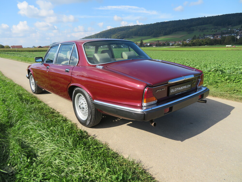 Jaguar XJ6 4.2 Sovereign Limousine