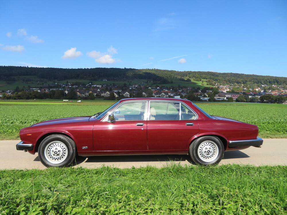 Jaguar XJ6 4.2 Sovereign Limousine