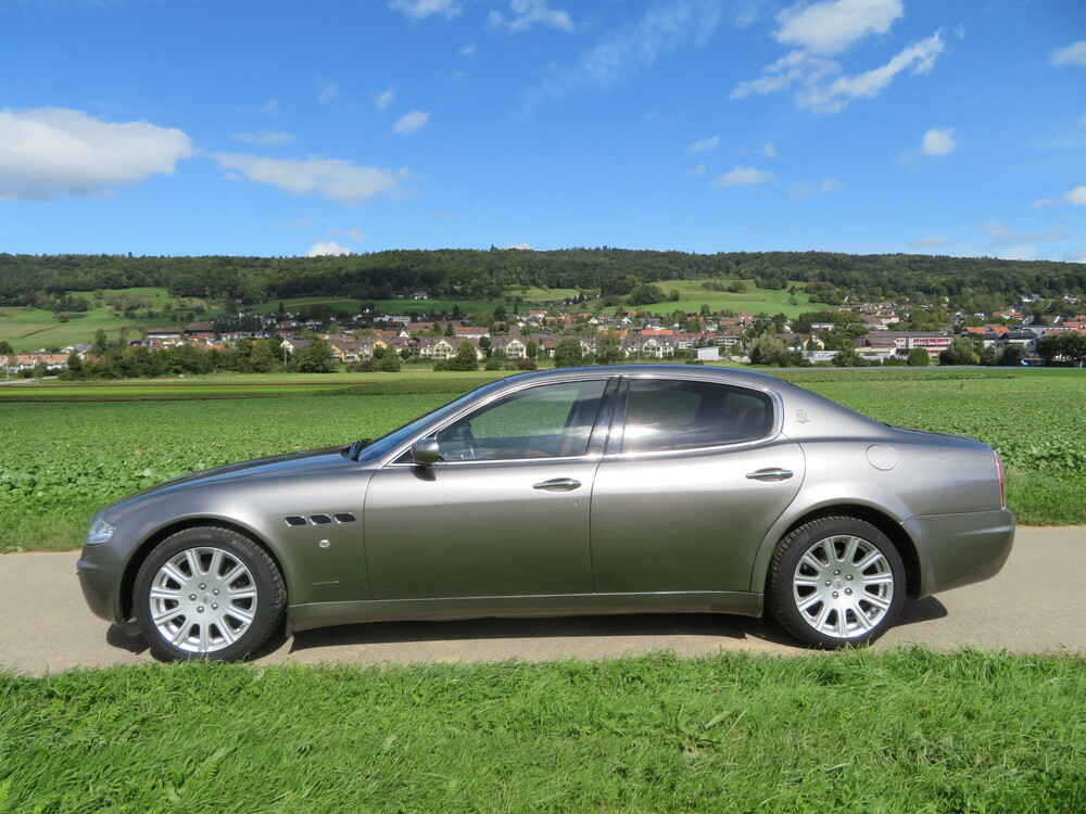 Maserati Quattroporte Limousine