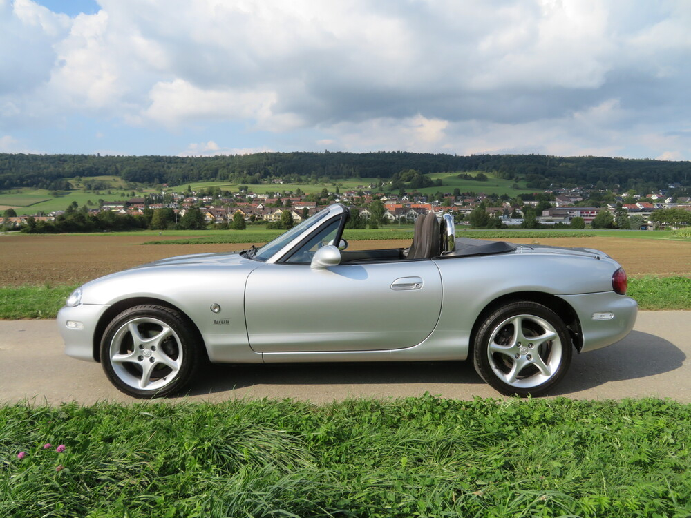 Mazda MX-5 1.6i Cabriolet