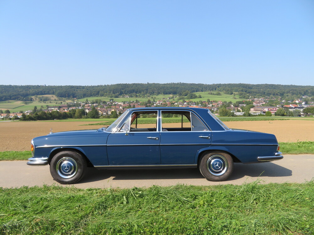 Mercedes-Benz 250 SE Limousine