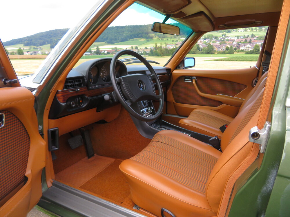 Mercedes-Benz 450 SE Limousine