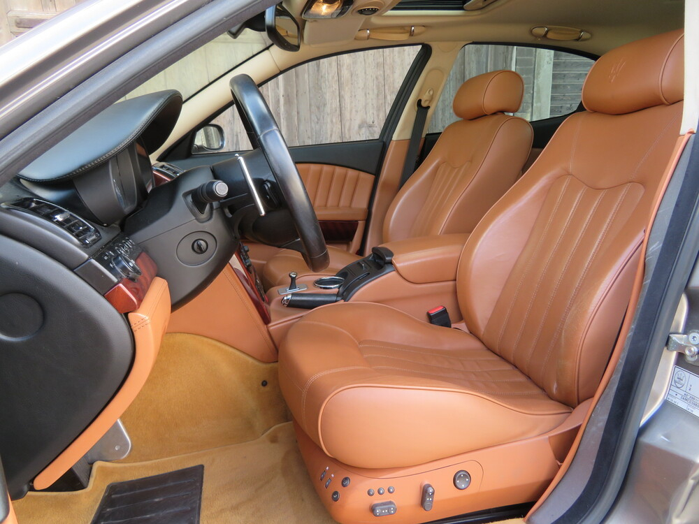 Maserati Quattroporte Limousine