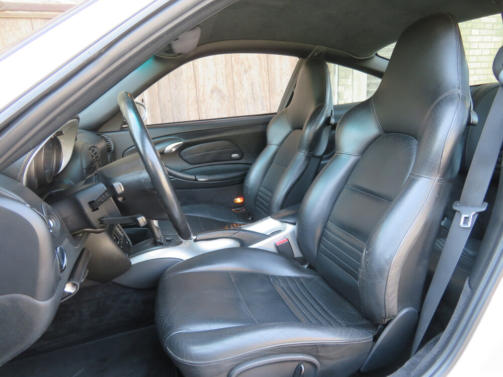 Porsche 911 Carrera 4 Coupé