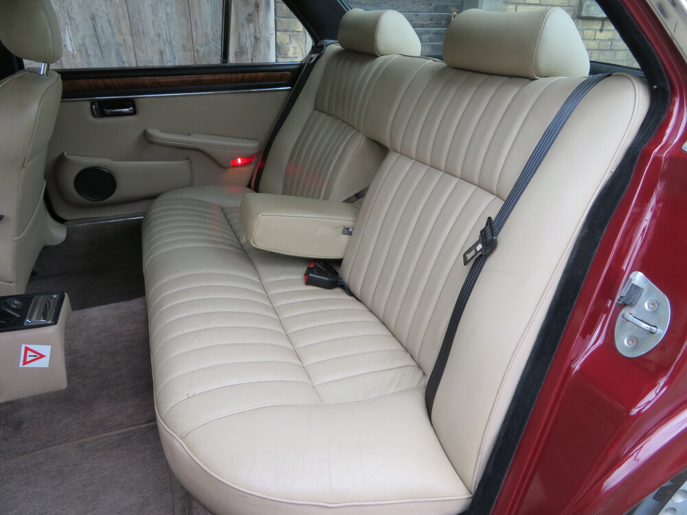 Jaguar XJ6 4.2 Sovereign Limousine