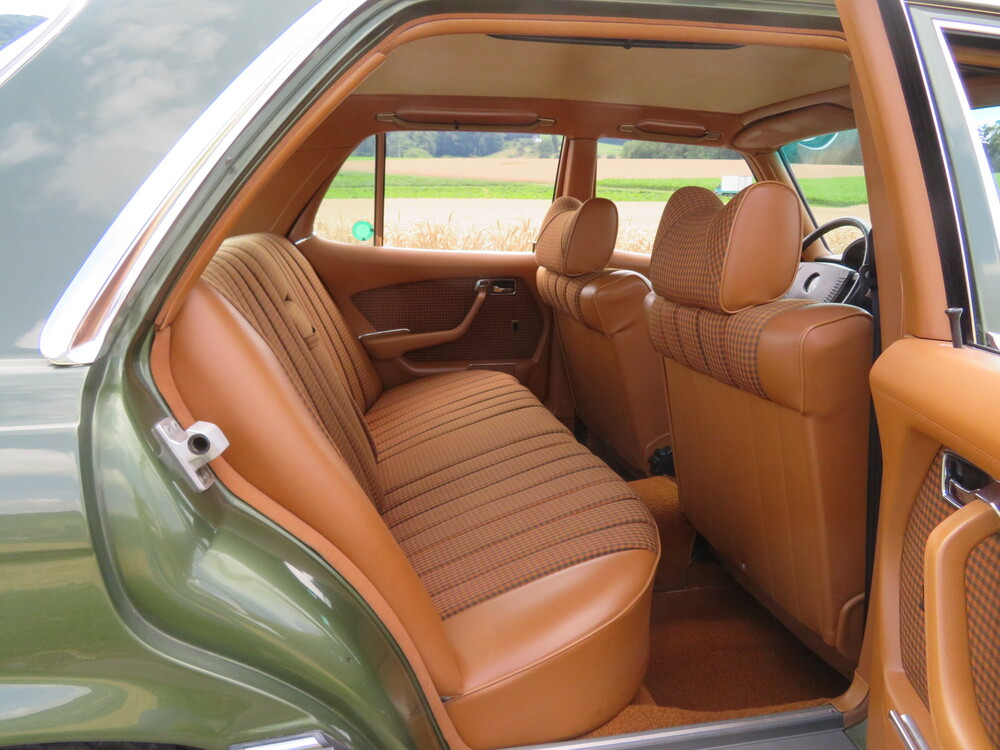 Mercedes-Benz 450 SE Limousine