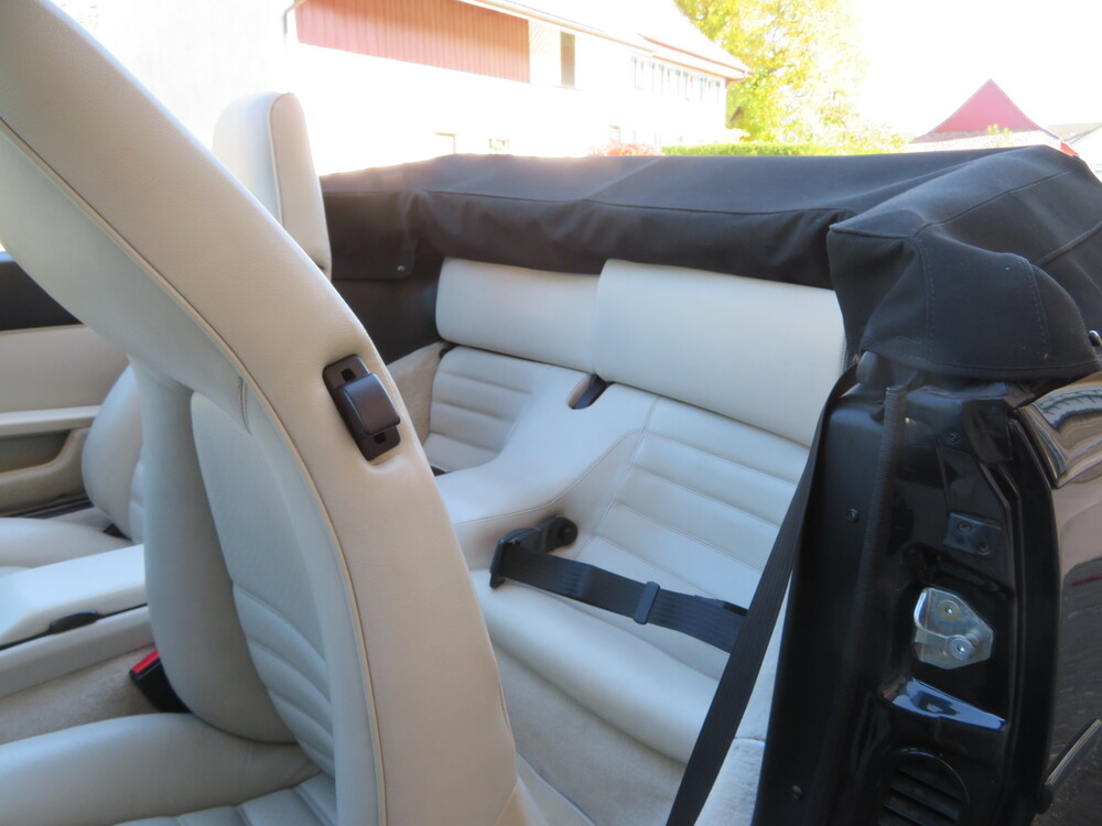 Porsche 944 S2 Cabriolet