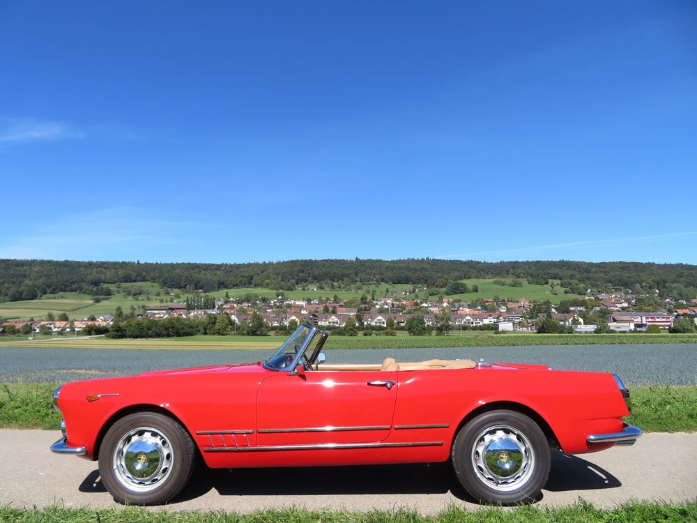 Alfa Romeo 2000 Touring Spider Cabriolet