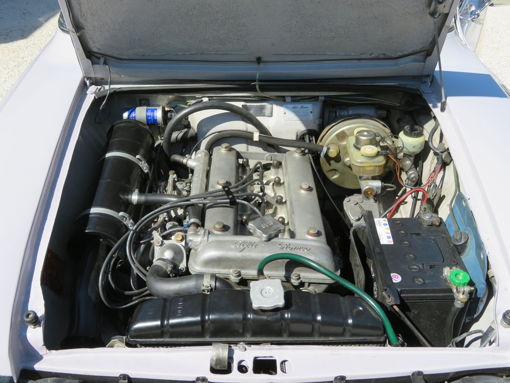 Alfa Romeo Giulia Nuova Super Limousine