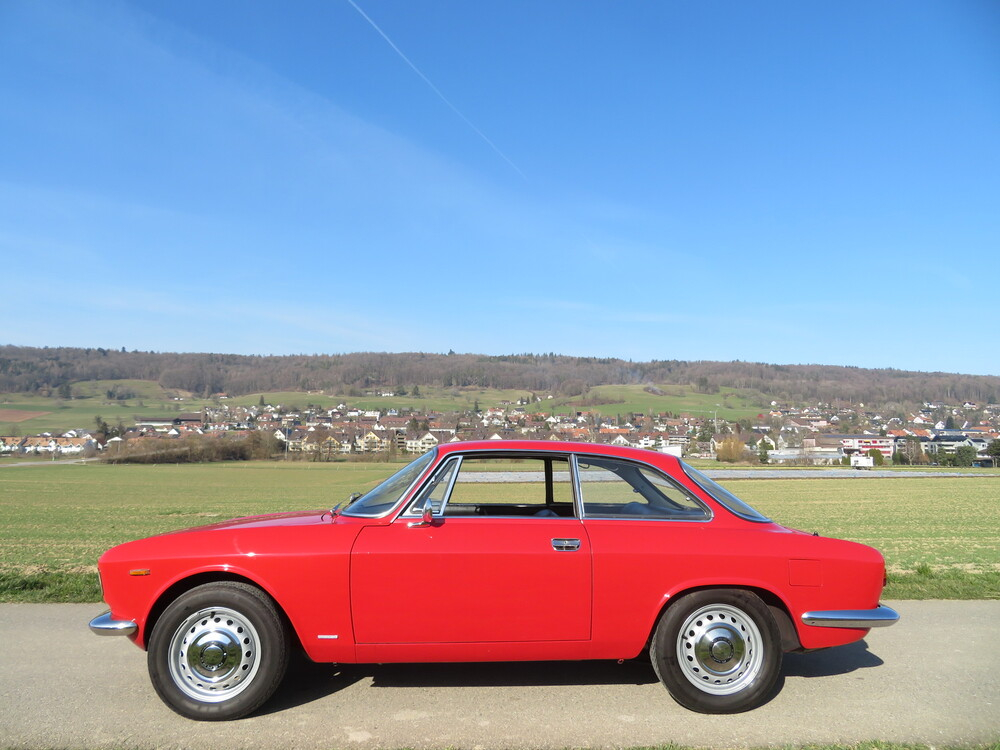 Alfa Romeo Giulia Sprint GT Coupé