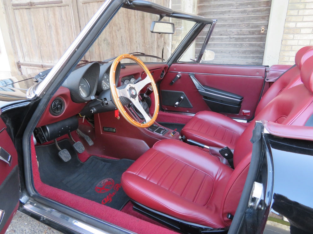 Alfa Romeo Spider 2.0 (Veloce) Cabriolet