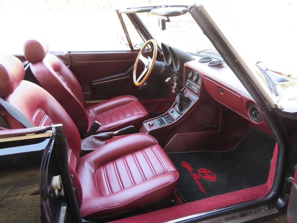 Alfa Romeo Spider 2.0 (Veloce) Cabriolet