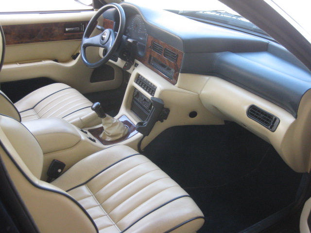 Aston Martin Virage Coupé