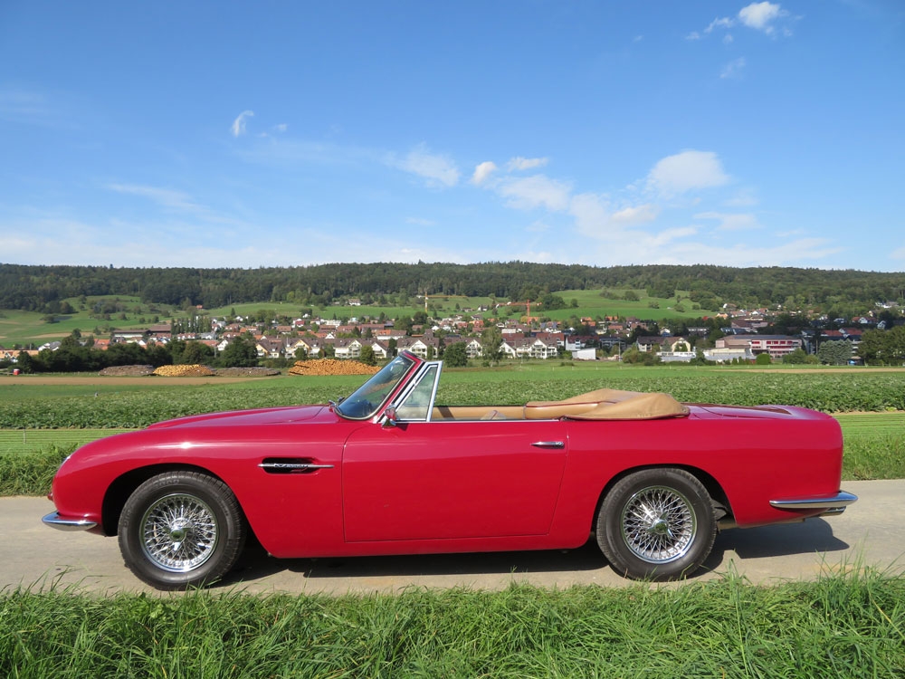 Aston Martin DB6 Vantage Volante Cabriolet