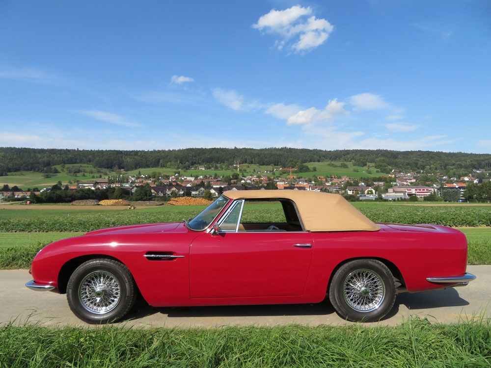 Aston Martin DB6 Vantage Volante Cabriolet