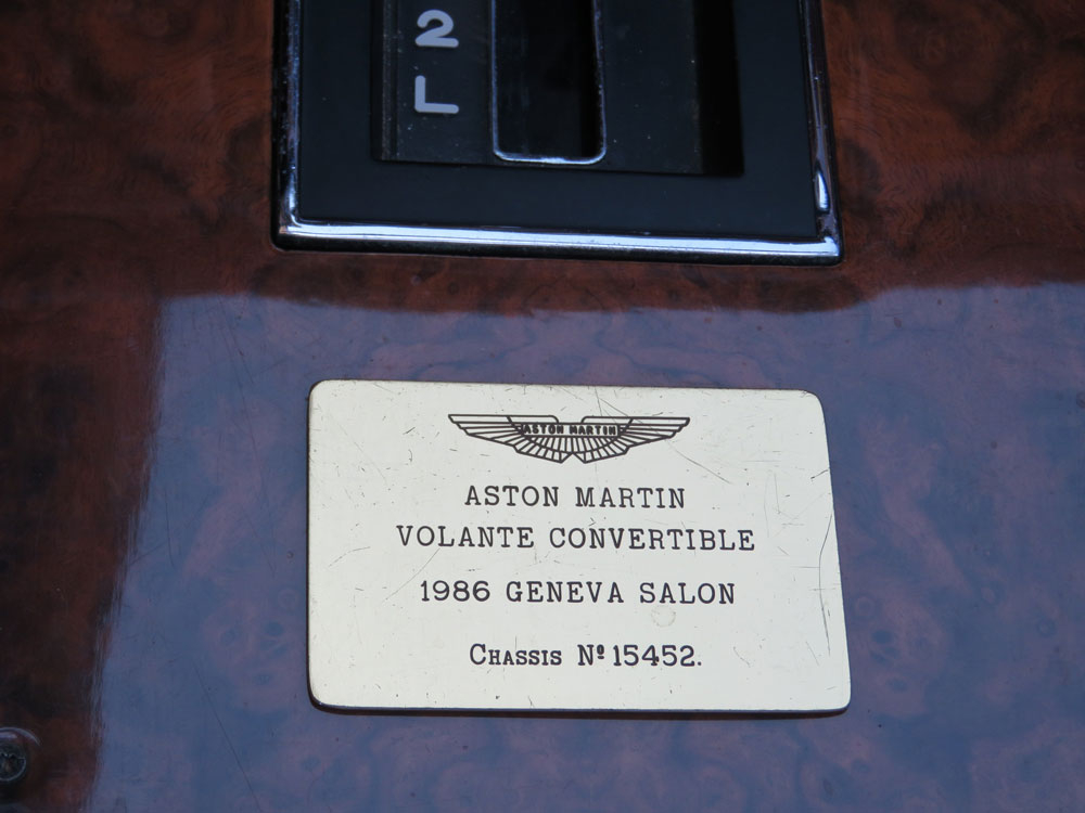 Aston Martin V8 Volante Cabriolet