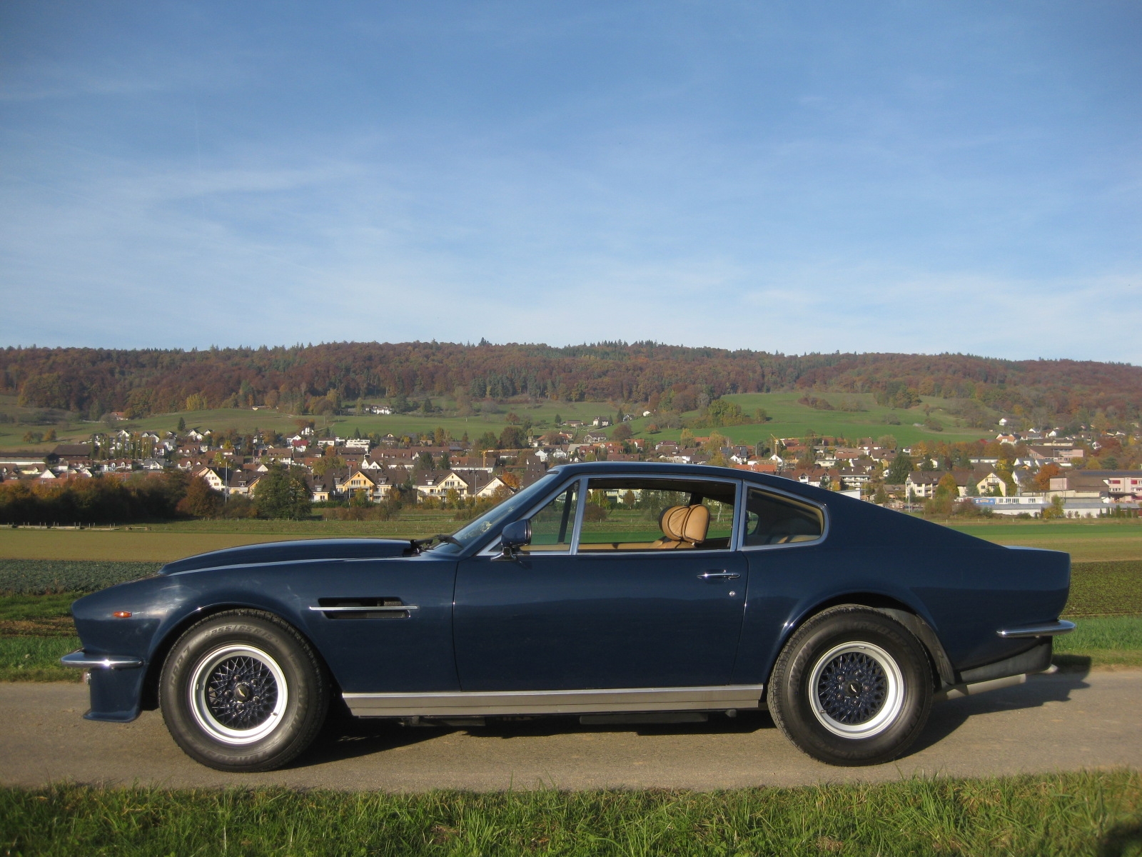 Aston Martin V8 Vantage Coupé