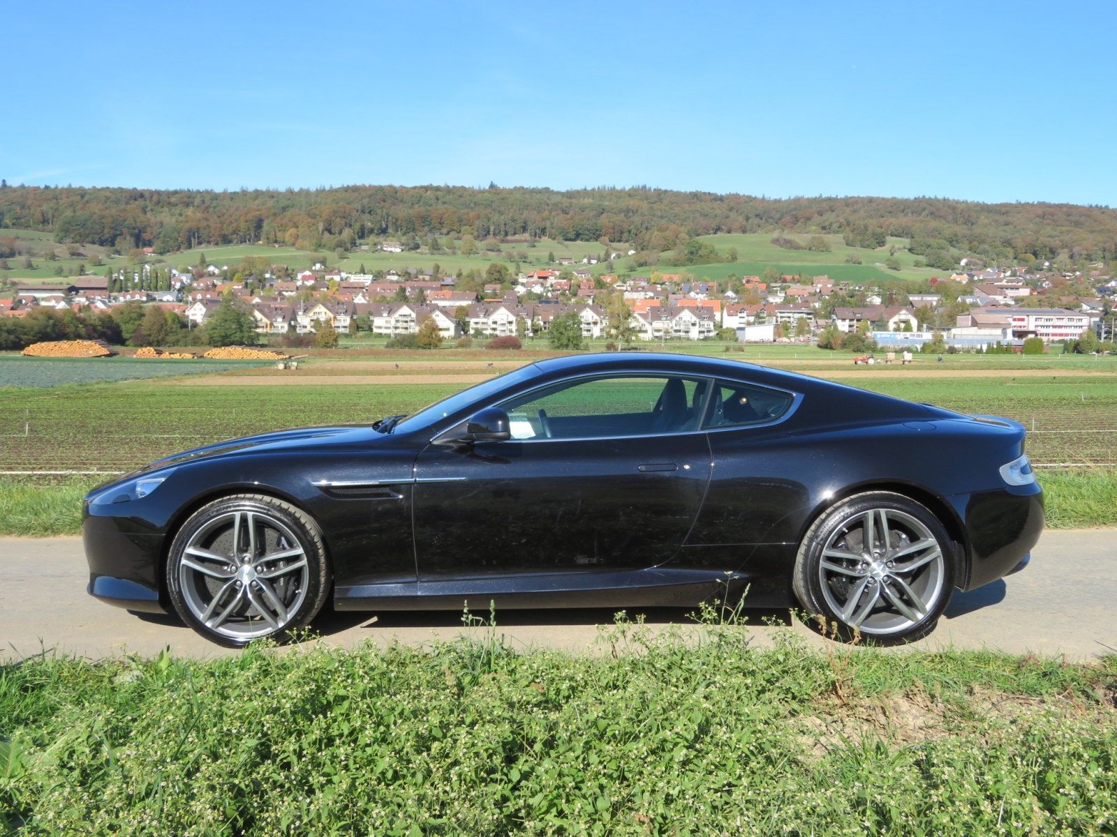 Aston Martin Virage V12 Coupé