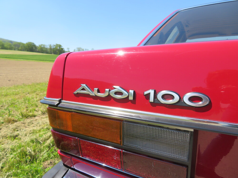Audi 100 5E GL Limousine