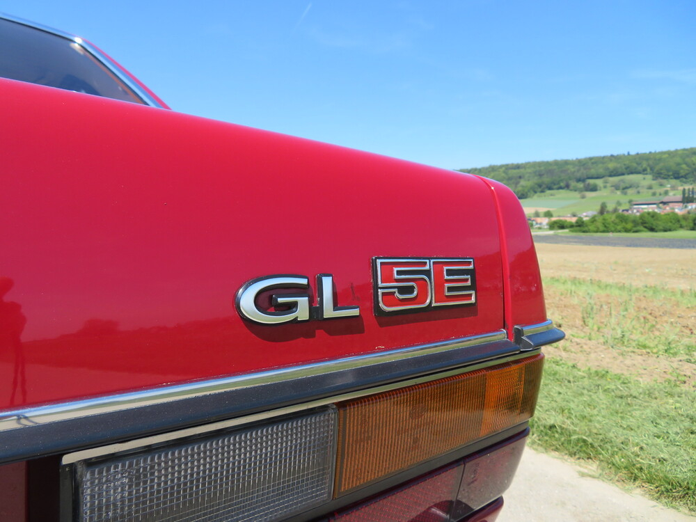 Audi 100 5E GL Limousine