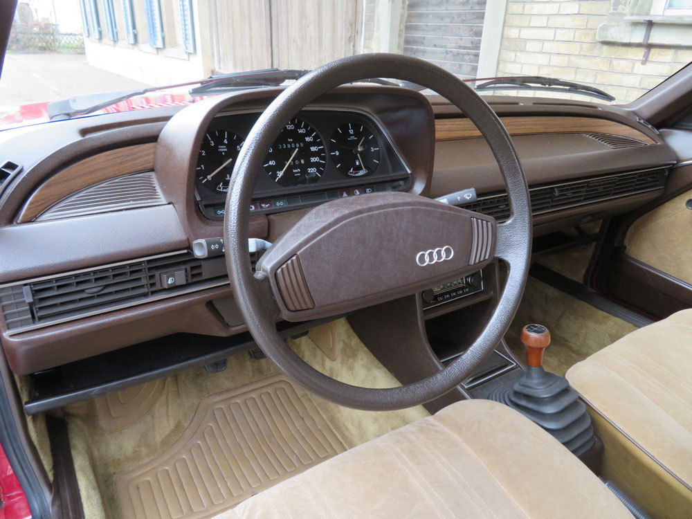 Audi 100 5E GL Limousine