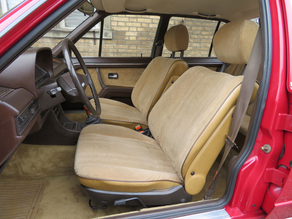 Audi 100 5E GL Limousine