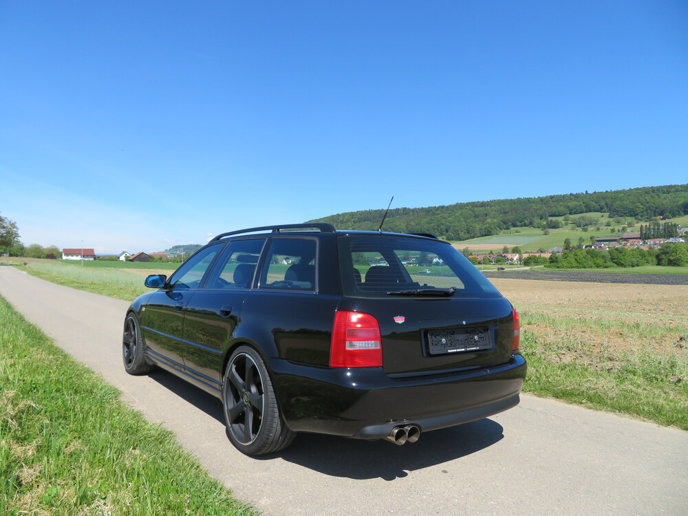 Audi S4 Avant quattro Kombi