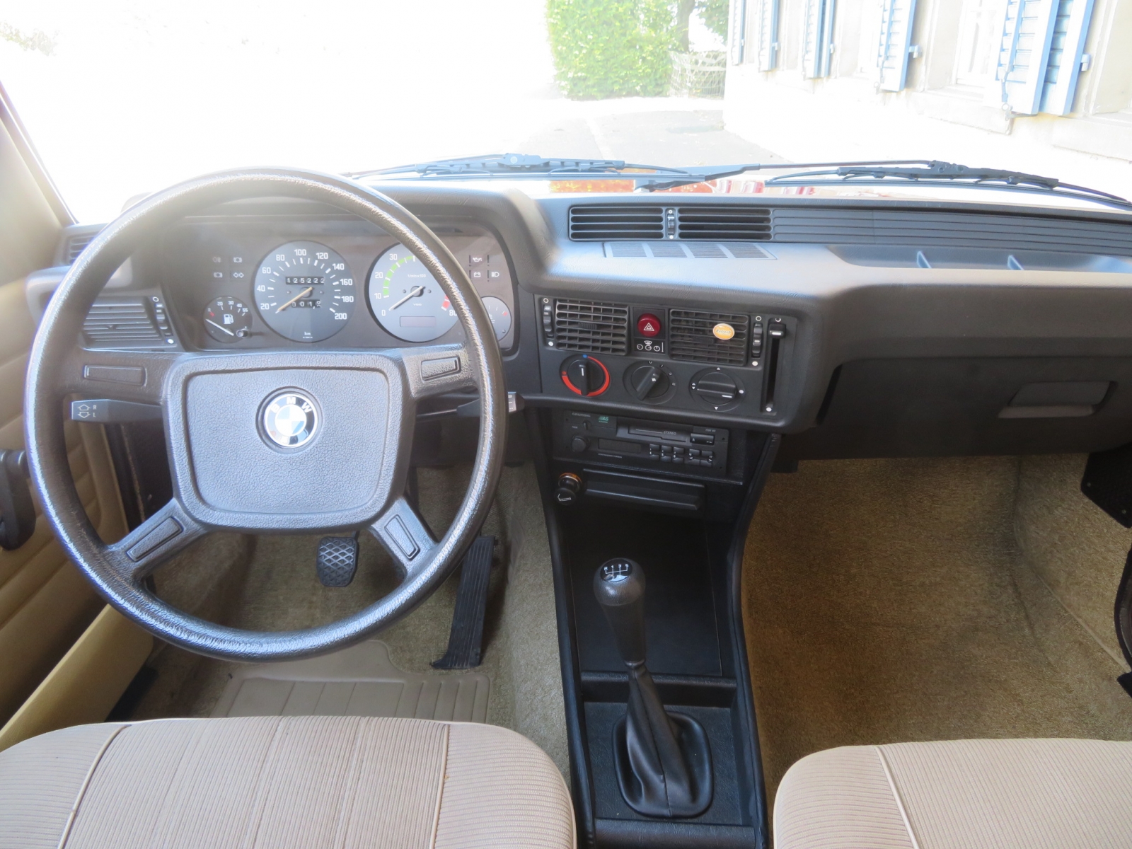 BMW 318i Limousine