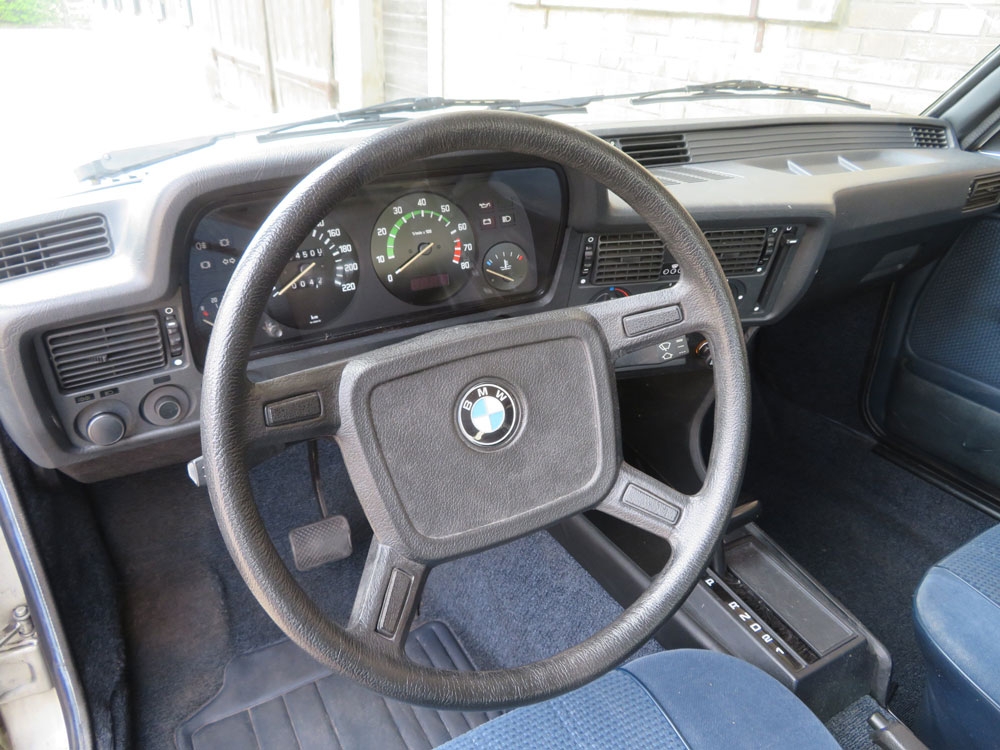 BMW 320 (320/6) Limousine