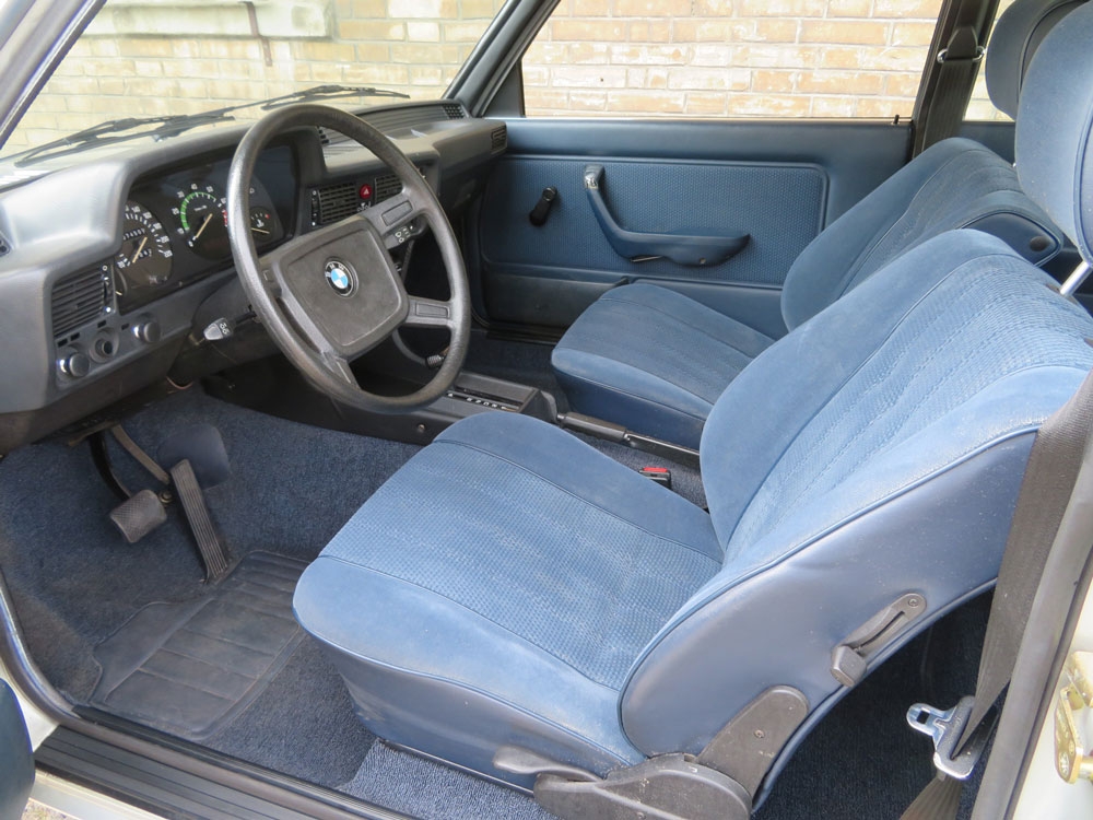 BMW 320 (320/6) Limousine