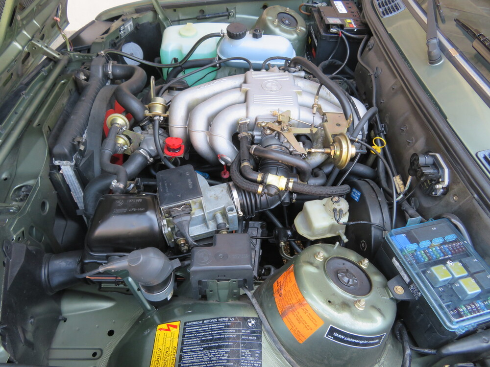 BMW 323i A Limousine