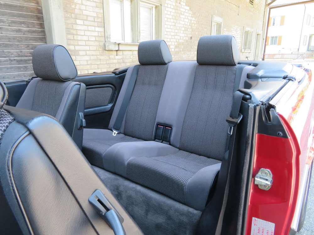 BMW 325i A Cabriolet