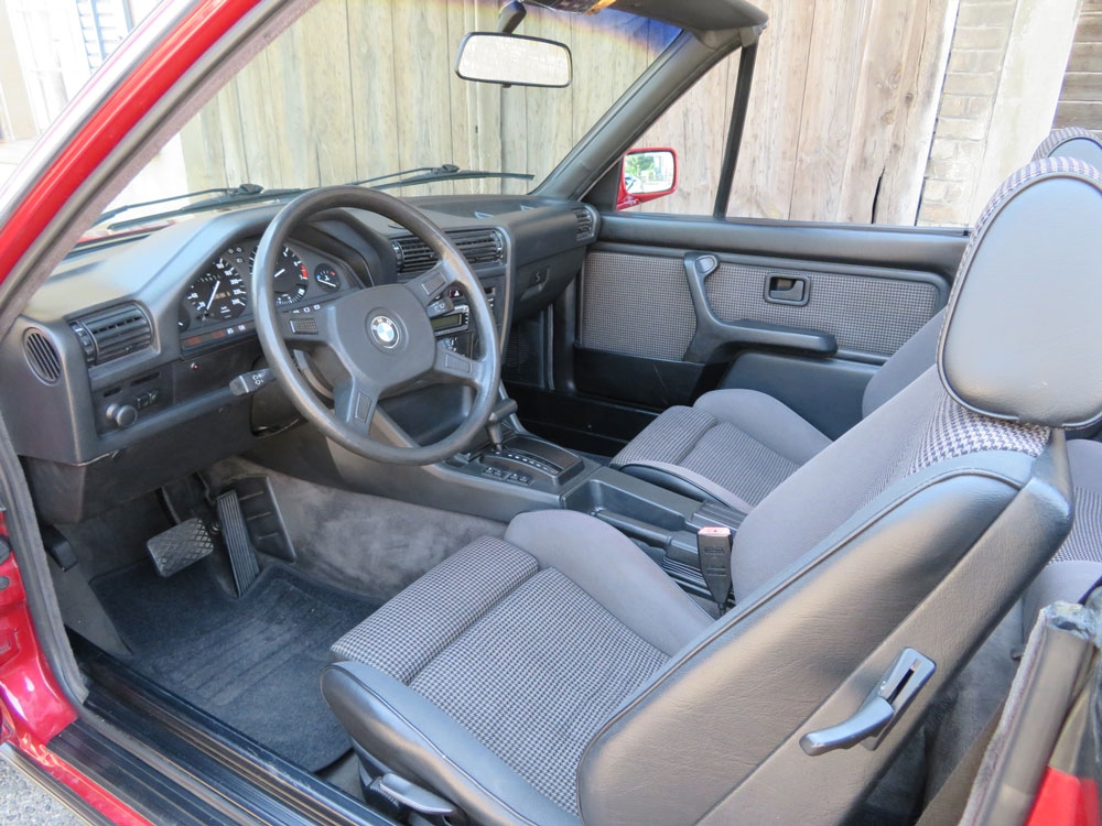 BMW 325i A Cabriolet