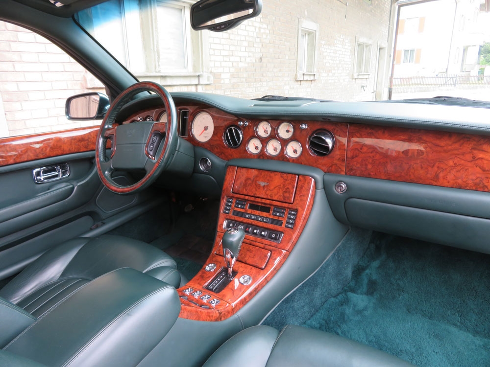 Bentley Arnage Red Label Limousine