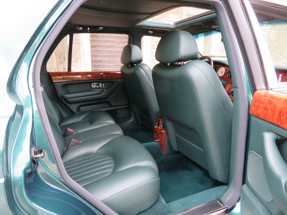 Bentley Arnage Red Label Limousine