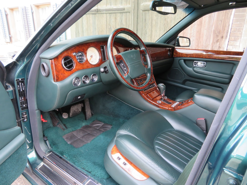 Bentley Arnage Red Label Limousine