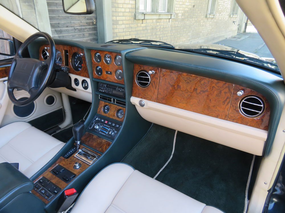 Bentley Azure Cabriolet