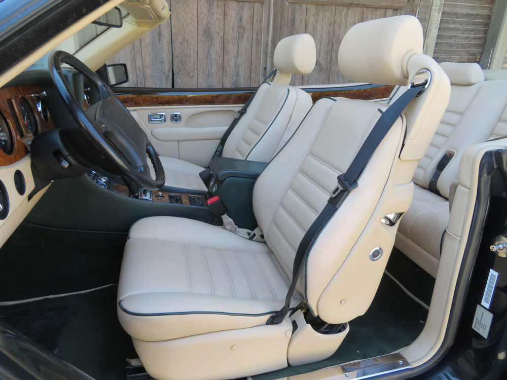 Bentley Azure Cabriolet