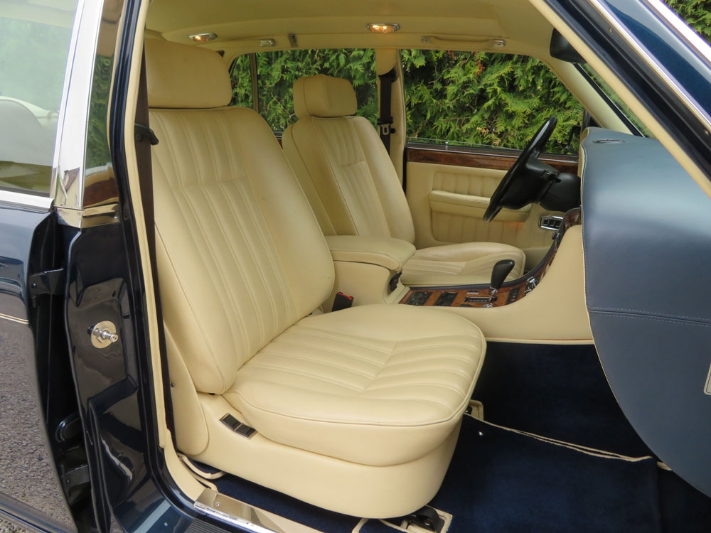 Bentley Brooklands Limousine