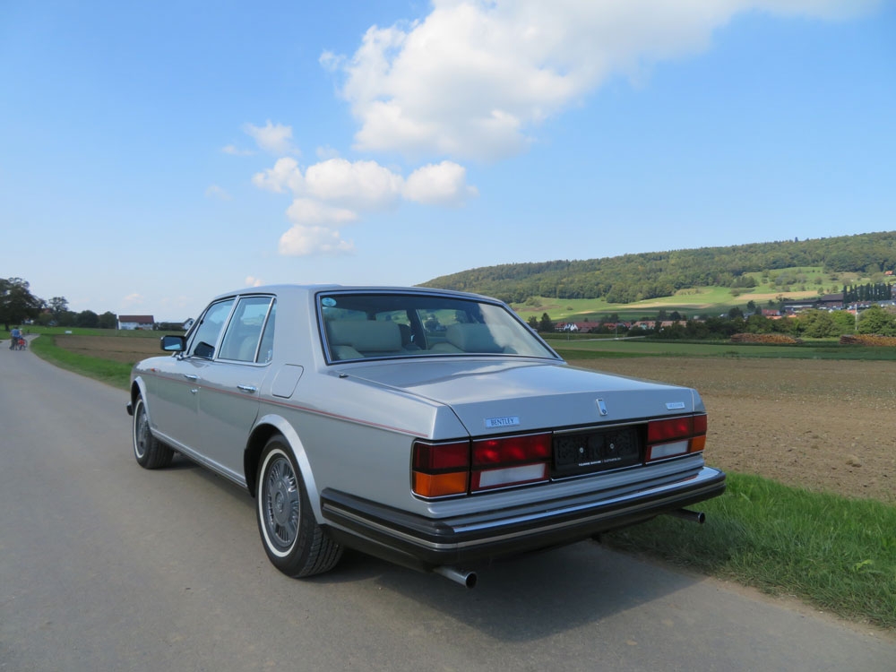 Bentley Mulsanne Limousine