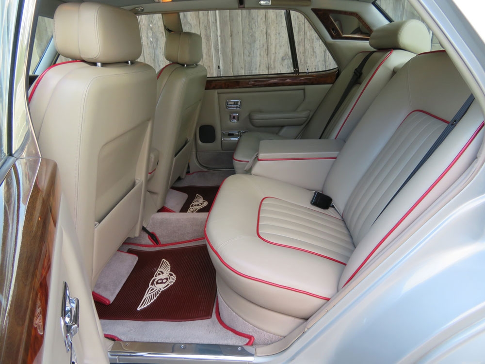 Bentley Mulsanne Limousine