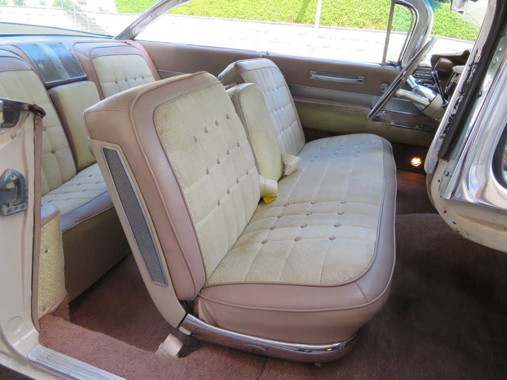 Cadillac DeVille Coupé