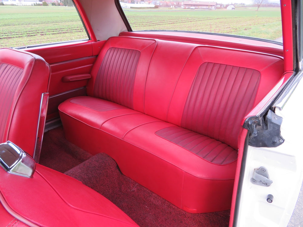 Chrysler Valiant Signet 200 Coupé